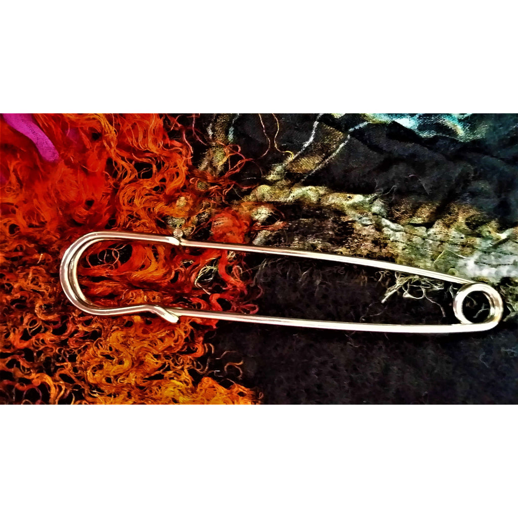 Kilt Pin- Used to hold knitted scarves in-place.